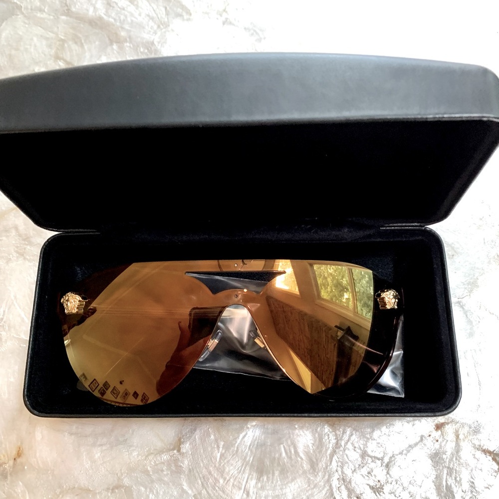 NWT gold Versace sunglasses 2161 - Picture 5 of 12